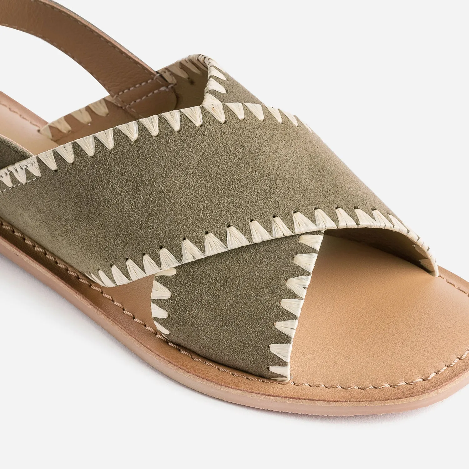 Sandale TEXTO kaki cuir velours et tressage - Eram Femme | ERAM